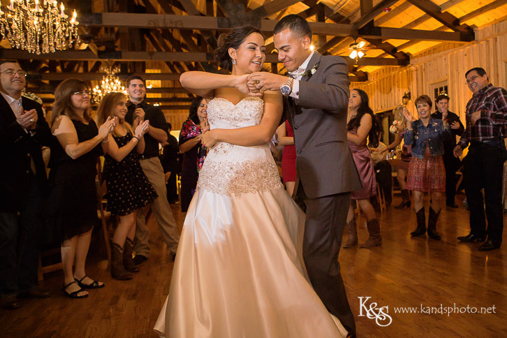 Hidden Springs Wedding by Dallas Wedding Photographers - K & S P